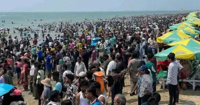 ঈদের ছুটিতে কক্সবাজার সৈকতে হারিয়ে যাওয়া শিশুদের উদ্ধারে ট্যুরিস্ট পুলিশের ভূমিকা