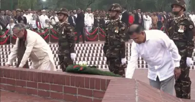 মহান স্বাধীনতা দিবসে স্মৃতিসৌধে রাষ্ট্রপতি-প্রধানমন্ত্রীর শ্রদ্ধা নিবেদন