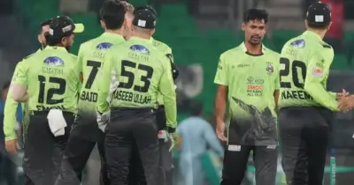 পিএসএলে লাহোর কালান্দার্সের জয়, মোস্তাফিজের মিতব্যয়ী বোলিংয়ে হায়দরাবাদকে ৬৯ রানে হারানো