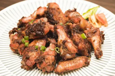 স্পাইসি নাগা উইংস: ঝালের রান্নার সহজ রেসিপি