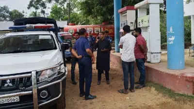 বিপিসি-পেট্রোবাংলার বকেয়া আদায় ও তেল কারসাজি বন্ধে ভ্রাম্যমাণ আদালতের হানা