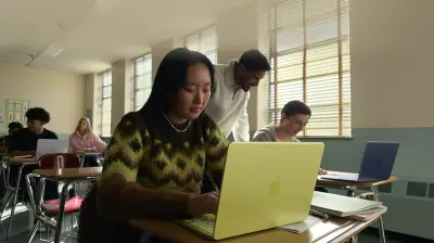 অ্যাপলের নতুন ম্যাকবুক নিও: সাশ্রয়ী মূল্যে আইফোনের চিপে চালিত ল্যাপটপ