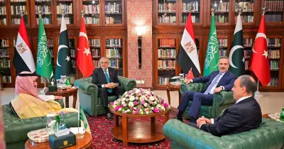 মধ্যপার্চ্যে যুদ্ধের প্রভাব: ইসলামাবাদে চার দেশের পররাষ্ট্রমন্ত্রীদের জরুরি বৈঠক শুরু