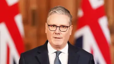 ব্রিটিশ প্রধানমন্ত্রীর ঢাকা সফর ও দেশের নানা সংকট: হেলিকপ্টার যাত্রা থেকে জরিমানা পর্যন্ত