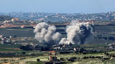 হাইফা নৌঘাঁটিতে হামলার দাবি, ছাত্রদল নেতা বহিষ্কার, স্ত্রী হত্যায় স্বামীর মৃত্যুদণ্ড