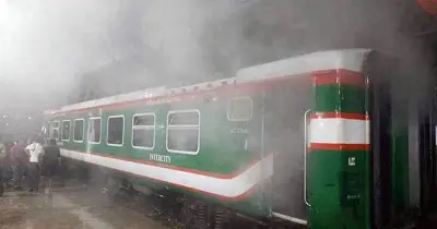 মৌলভীবাজারে উপবন এক্সপ্রেসে অগ্নিকাণ্ড: সিলেটের সঙ্গে সারাদেশের রেল যোগাযোগ বন্ধ