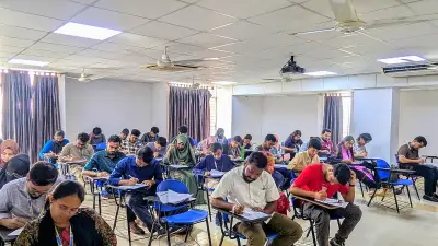 ইস্টার্ন ইউনিভার্সিটিতে ‘বন্ধুসভা মুক্তিযুদ্ধ অলিম্পিয়াড ২০২৬’ অনুষ্ঠিত