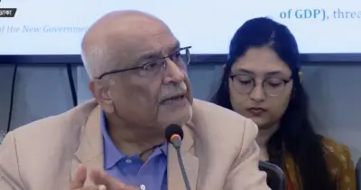 জ্বালানি সংকটে বাংলাদেশের অর্থনীতির ভঙ্গুরতা বৃদ্ধি: ড. দেবপ্রিয় ভট্টাচার্যের সতর্কবার্তা