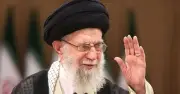 ইরানের সর্বোচ্চ নেতা আয়াতুল্লাহ আলি খামেনি ইসরায়েল ও যুক্তরাষ্ট্রের হামলায় নিহত, ৪০ দিনের শোক
