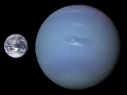 নেপচুন বনাম পৃথিবী: আকার, ভূগোল ও পরিবেশের তুলনামূলক বিশ্লেষণ