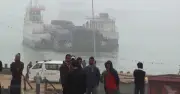 ঘন কুয়াশায় পদ্মা নদীতে ফেরি চলাচল বন্ধ, হাজার হাজার যাত্রী আটকা
