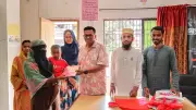 বরিশাল বন্ধুসভার সহমর্মিতার ঈদ: ১০ পরিবারে খাদ্য ও শিশুদের রঙিন পোশাক বিতরণ