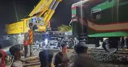 বগুড়ার সান্তাহারে নীলসাগর এক্সপ্রেস লাইনচ্যুত: ১২ ঘণ্টায় উদ্ধার, ট্রান্সশিপমেন্টে বিকল্প যাত্রা