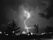 নোয়াখালীর কোম্পানীগঞ্জে বজ্রপাতে জেলের মৃত্যু, আহত দুইজন