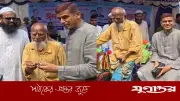 প্রতিমন্ত্রীর দ্রুত উদ্যোগে বৃদ্ধ ভ্যানচালক পেলেন নতুন গাড়ি ও ঈদ উপহার