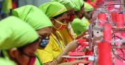 ইইউতে বাংলাদেশের পোশাক রপ্তানি ২৫% কমেছে, মূল্য ও চাহিদা সংকটে উদ্বেগ