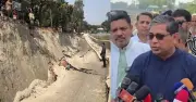 গাজীপুরে তুরাগ নদের পাড়ে সড়ক ধস: প্রতিমন্ত্রী প্রকৌশলী ও পরিচালক বরখাস্তের নির্দেশ
