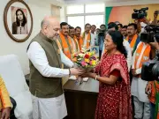 কলকাতার ধর্ষণ-হত্যার শিকার চিকিৎসকের মা রত্না দেবনাথ এবার বিজেপির টিকিটে নির্বাচনে