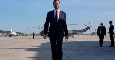 ইরানের সঙ্গে আলোচনার জন্য মার্কিন প্রতিনিধিদল পাকিস্তানে পাঠাচ্ছে যুক্তরাষ্ট্র