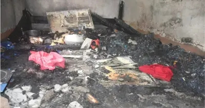 ডিনাজপুরে গ্যাস সিলিন্ডার বিস্ফোরণে দম্পতির মৃত্যু, দাহ করা হলো পোস্টমর্টেম ছাড়াই