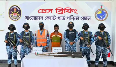 সুন্দরবনে ডাকাত দলের সেকেন্ড ইন কমান্ড আটক, অস্ত্র উদ্ধার