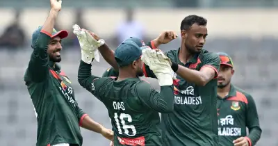 ওভার রেটে শাস্তি পেল বাংলাদেশ, মিরাজের দলের ১০% জরিমানা