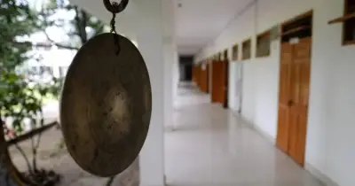 প্রধানমন্ত্রী তারেক রহমানের ঘোষণা: সরকারি প্রাথমিক বিদ্যালয়ের শিক্ষার্থীদের বিনামূল্যে জুতা প্রদান