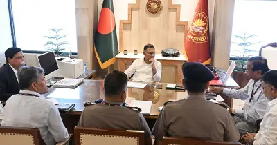 প্রধানমন্ত্রী তারেক রহমানের নির্দেশ: উচ্ছেদ হওয়া হকারদের দ্রুত পুনর্বাসন