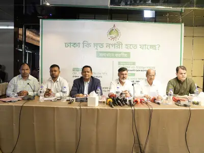 ঢাকাকে বাঁচাতে নেতৃত্ব ও তথ্যনির্ভর সিদ্ধান্ত জরুরি