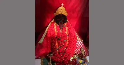 ঐতিহাসিক যশোরেশ্বরী মন্দিরে মোদির উপহার মুকুট চুরি: ১৮ মাস পর চার্জশিট, রহস্য অমীমাংসিত