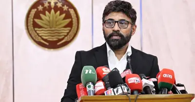 তারেক রহমানের আমন্ত্রণে ২০০৪ সালে বাংলাদেশে এসেছিলেন বিল গেটস