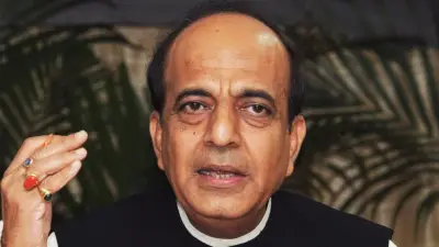 কে এই দীনেশ ত্রিবেদী? পাম্পে তেল নিতে গিয়ে বাইক চালকের মৃত্যু, তামিমের বাস্তববাদী বক্তব্য