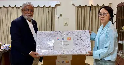 ভুটানের আর্চারি খেলার প্রসারে রিকার্ভ সরঞ্জাম উপহার দিলেন কাজী রাজীব