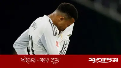 বিশ্বকাপের আগে বড় ধাক্কা, চোট পেলেন এমবাপ্পে