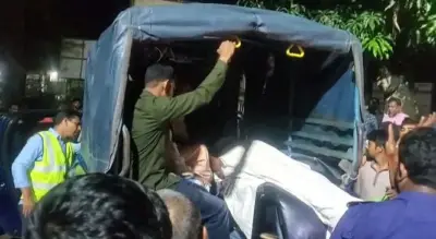 কুড়িগ্রামে ট্রাক-মাইক্রোবাস সংঘর্ষে শিশুসহ নিহত ৩, আহত ৯