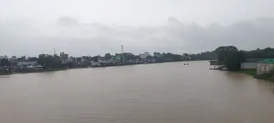 দেশের পাঁচ জেলায় বন্যার শঙ্কা, দুই জেলায় বন্যা শুরু
