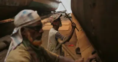 শুক্রবার বাংলাদেশে ঐতিহাসিক মে দিবস উদযাপন