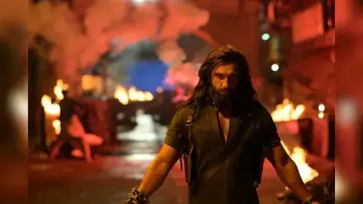 ধুরন্ধর ২-এর ক্লাইম্যাক্সে ৫০০ লিটার পেট্রল, বাস্তব বিস্ফোরণে অভিনয় করলেন রণবীর