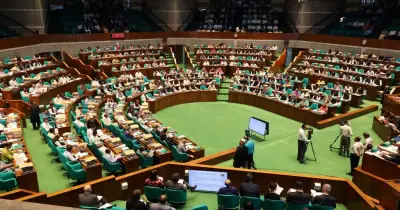 সংসদে আবারও ওয়াকআউট বিরোধী দলের, গণভোট ইস্যুতে প্রতিকার না পেয়ে বিক্ষোভ