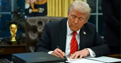 ট্রাম্পের হুমকি: ইরান যুদ্ধে ন্যাটোর ভূমিকায় ক্ষুব্ধ হয়ে জোট ত্যাগ বিবেচনা করছেন মার্কিন প্রেসিডেন্ট