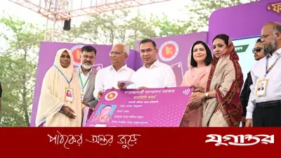 ফ্যামিলি কার্ড: সামাজিক সুরক্ষায় নতুন দিগন্ত, দারিদ্র্য কমাবে ১.২৩ কোটি মানুষ