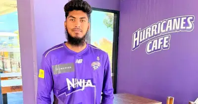 বাংলাদেশের লেগ স্পিনার রিশাদের বড় সাফল্য, হোবার্ট হারিকেনসের সেরা খেলোয়াড় নির্বাচিত