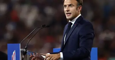 ম্যাক্রনের সতর্কবার্তা: হরমুজ প্রণালীতে সামরিক অভিযান 'অবাস্তব', ট্রাম্পের বক্তব্য নিয়ে হতাশা