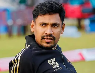 আইপিএল থেকে মোস্তাফিজের বাদ পড়া নিয়ে চেয়ারম্যানের 'দুর্ভাগ্যজনক' মন্তব্য