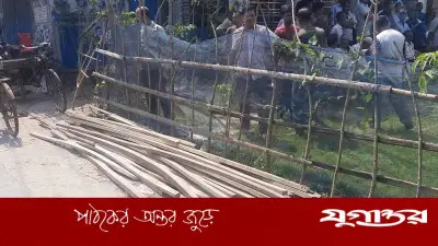 বাগেরহাটে মন্দিরের জমিতে টিকিট কাউন্টার নির্মাণে বাধা, সম্পাদককে মারধরের অভিযোগ