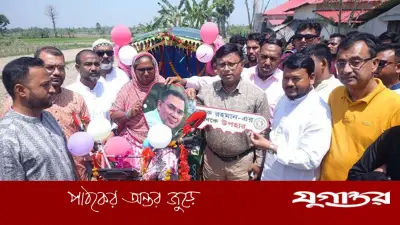 প্রধানমন্ত্রীর উপহারে বদলে গেল টুলি বেগমের জীবন: রাজশাহীর এক সংগ্রামী নারীর নতুন ভোর