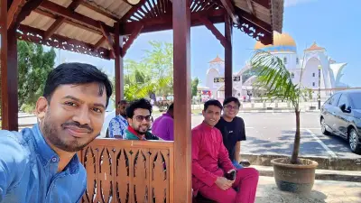 মালাক্কা ভ্রমণে লিভারক্রুজ বন্ধ, ক্ল্যাবাং সৈকতে স্মৃতিমুখর রাত