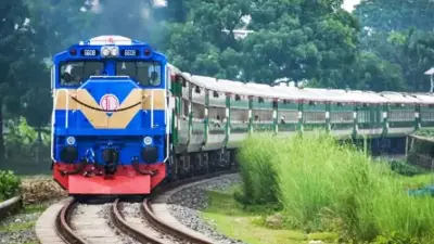 চলন্ত ট্রেনের ছাদ থেকে পড়ে কিশোরের মৃত্যু, সমাজকল্যাণমন্ত্রী একাত্তরের পরাজিত শক্তির সংবিধান বিরোধী কার্যক্রম নিয়ে সতর্ক করেছেন