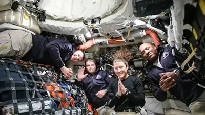 নাসার ওরিয়ন ক্যাপসুলে চাঁদের অভিযানে নভোচারীদের দৈনন্দিন জীবন