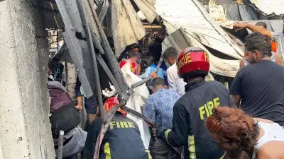 বগুড়ায় গ্যাসলাইটার কারখানায় আগুন, মালিক পলাতক; রাজনৈতিক সহিংসতায় নিহত ১৮